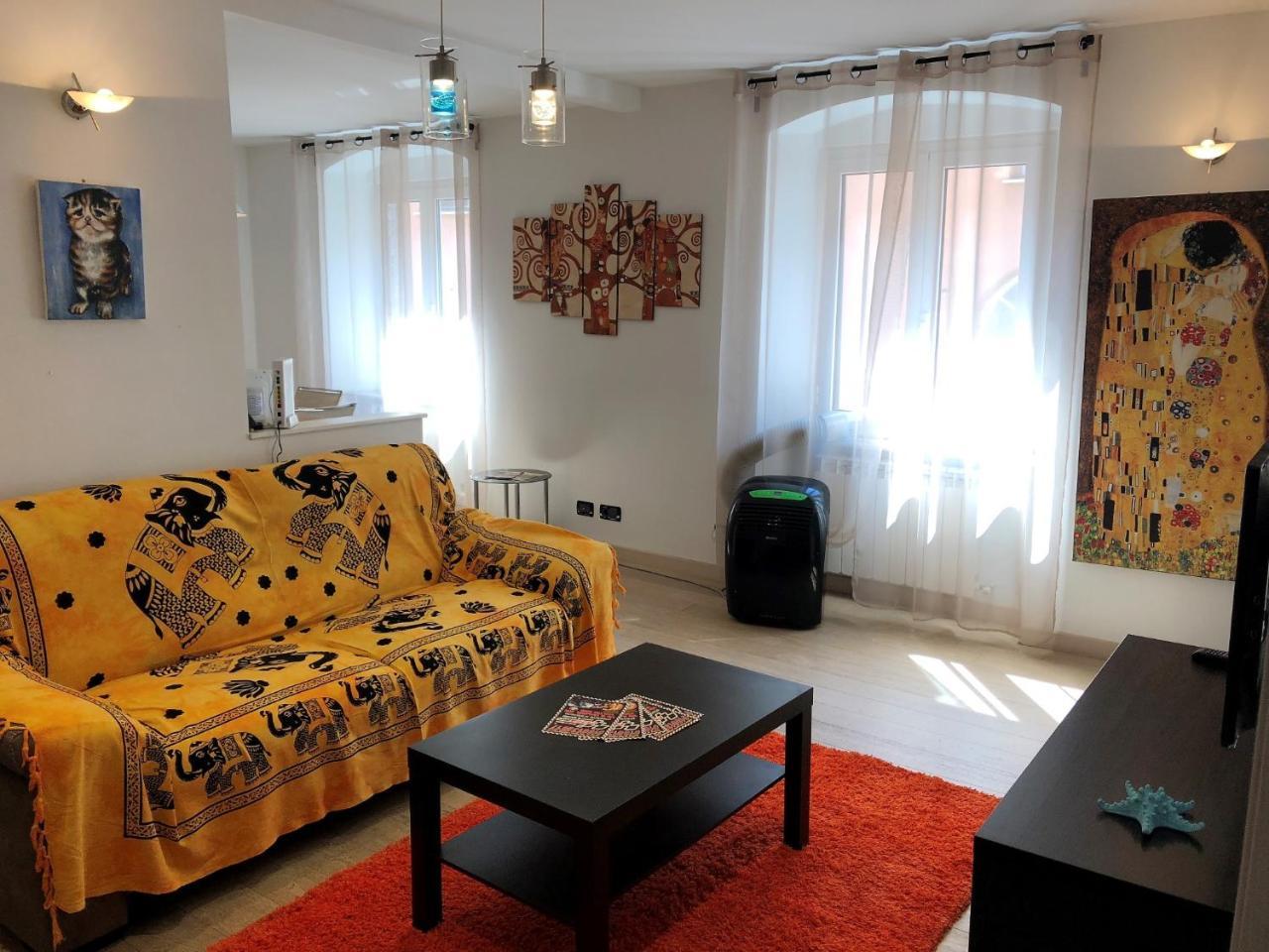 House Claudia By Holiday World Apartment Генуа Екстериор снимка