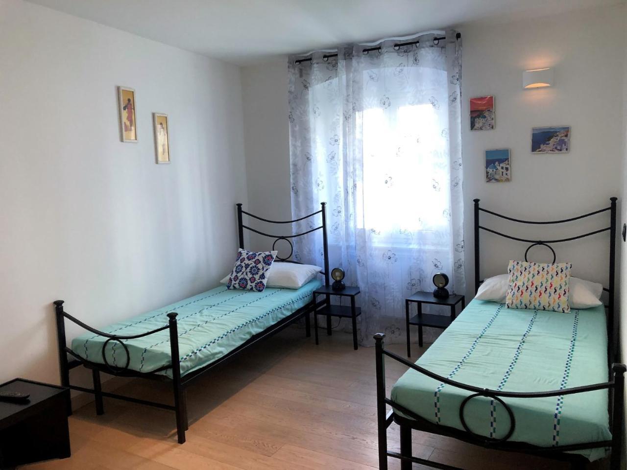House Claudia By Holiday World Apartment Генуа Екстериор снимка